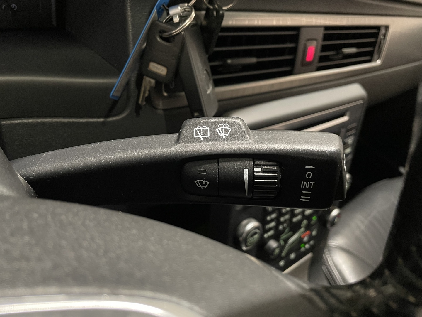 VOLVO XC70 2009