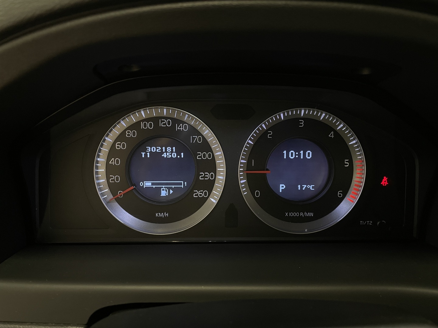 VOLVO XC70 2009