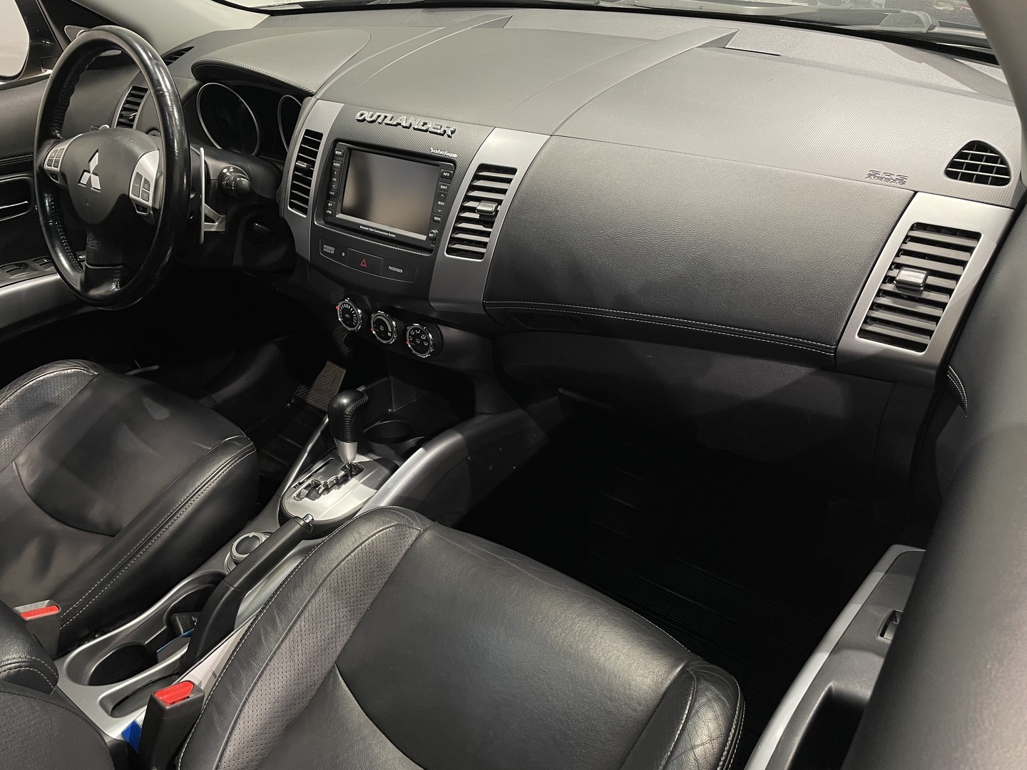 MITSUBISHI Outlander 2010