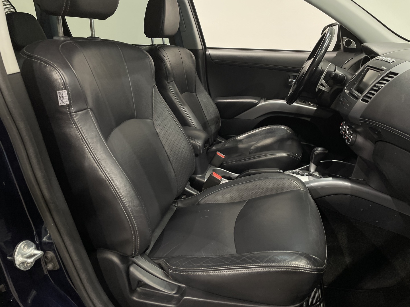 MITSUBISHI Outlander 2010