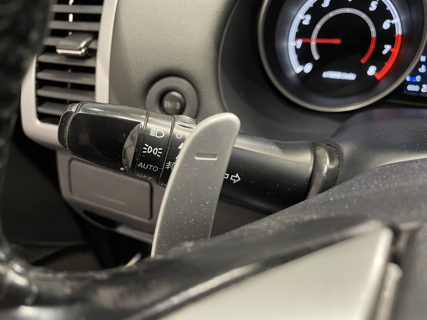 MITSUBISHI Outlander 2010