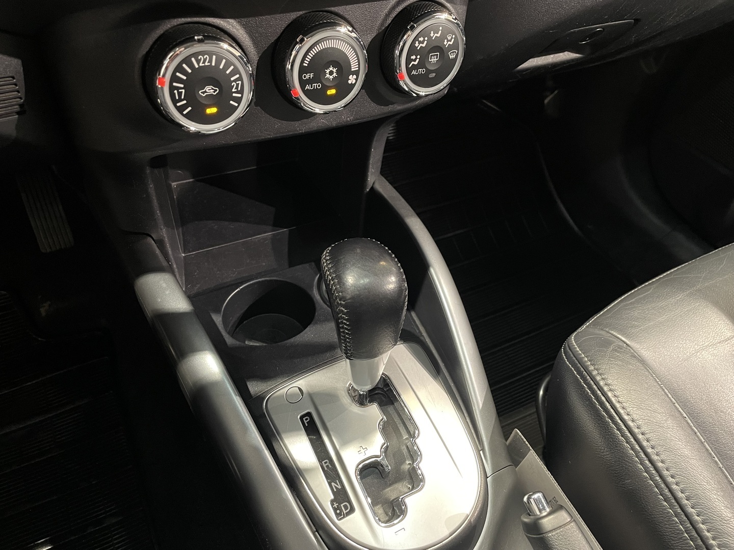 MITSUBISHI Outlander 2010