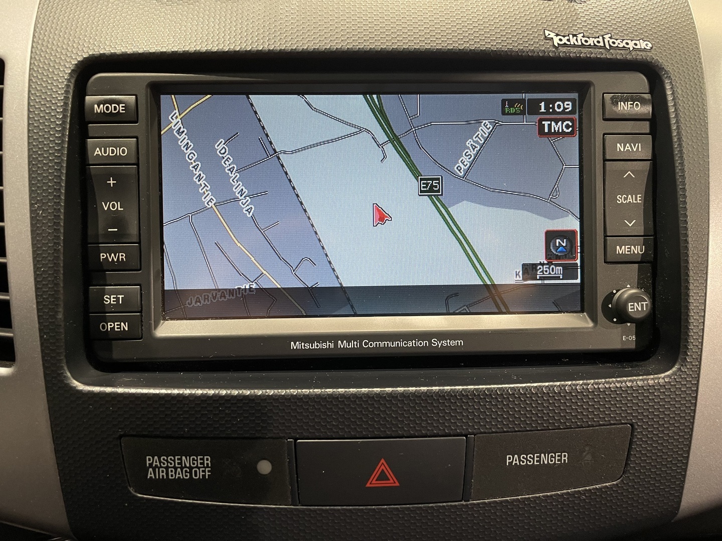 MITSUBISHI Outlander 2010