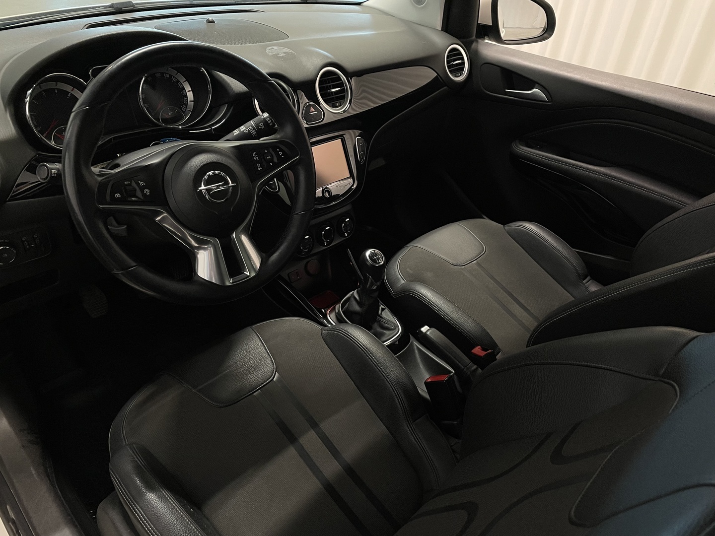 OPEL Adam 2015