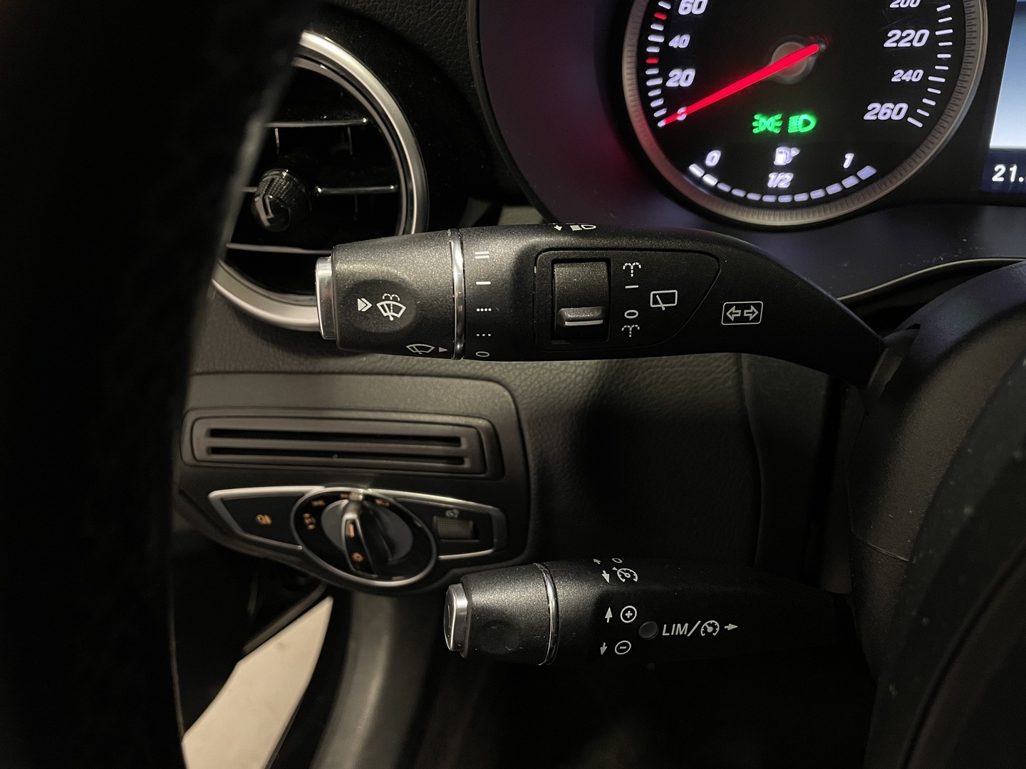 MERCEDES-BENZ C 2015