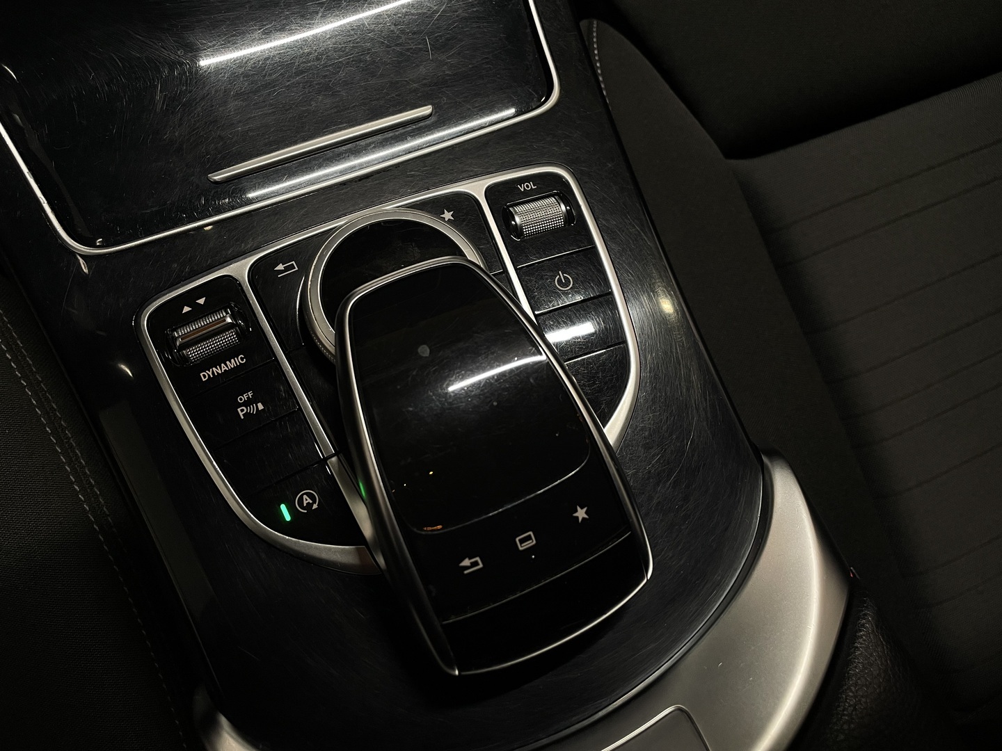 MERCEDES-BENZ C 2015
