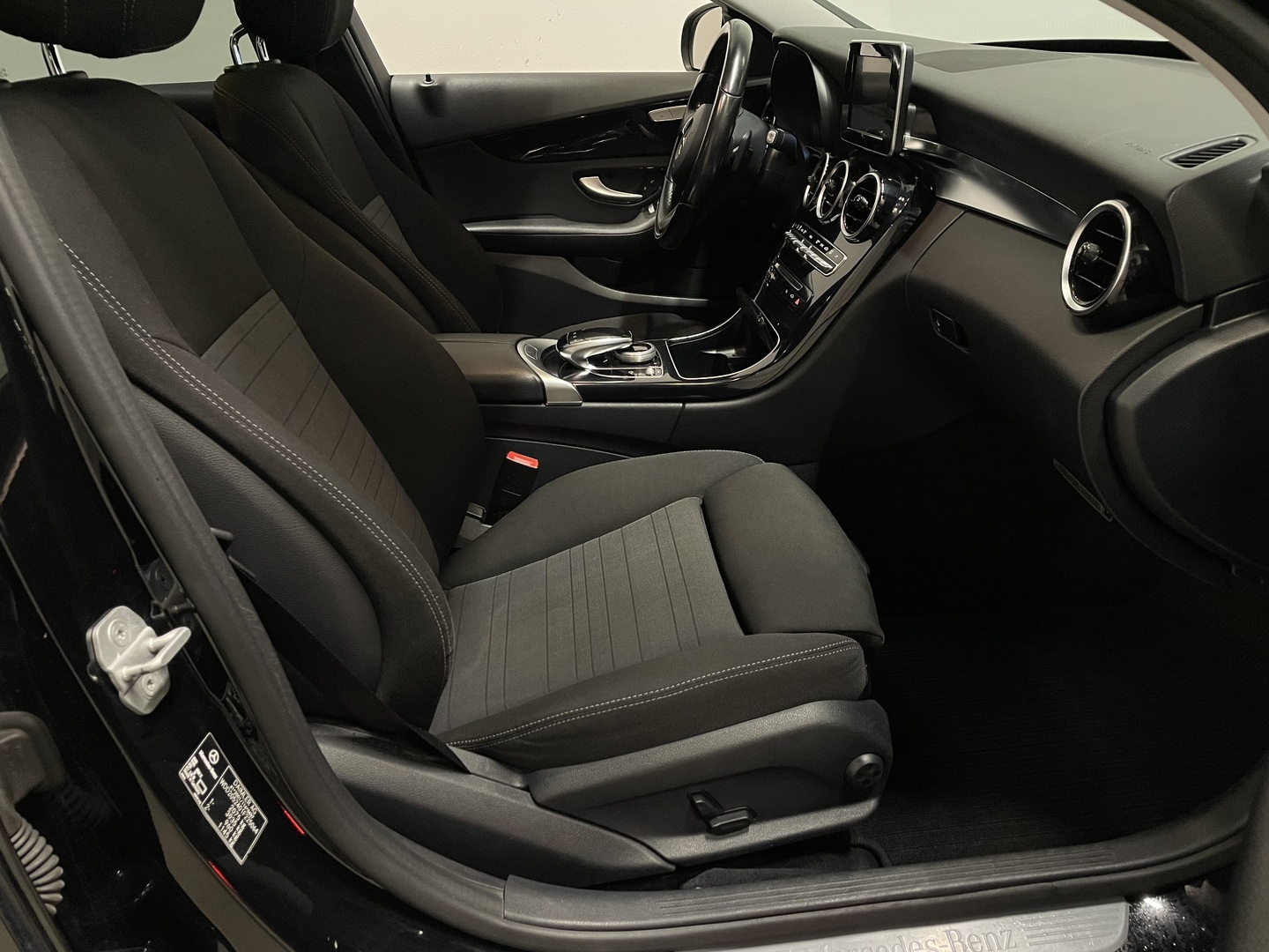 MERCEDES-BENZ C 2015