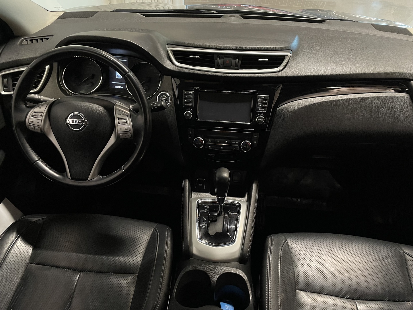 NISSAN Qashqai 2017