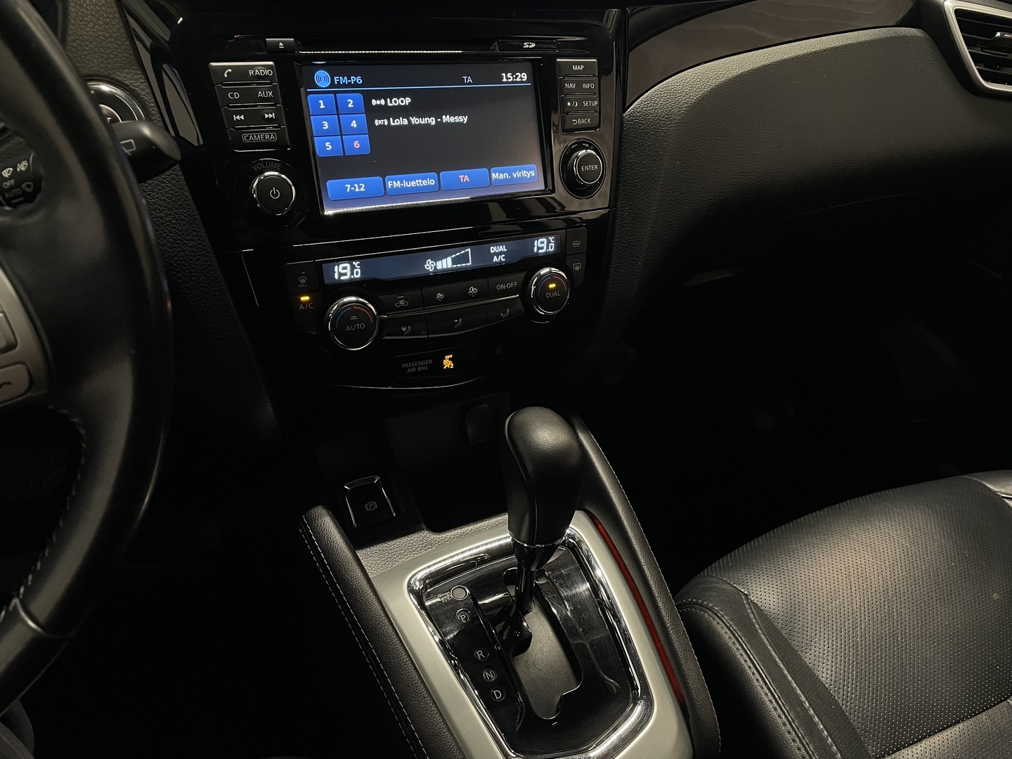 NISSAN Qashqai 2017