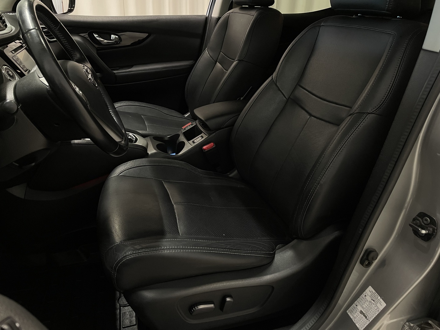 NISSAN Qashqai 2017