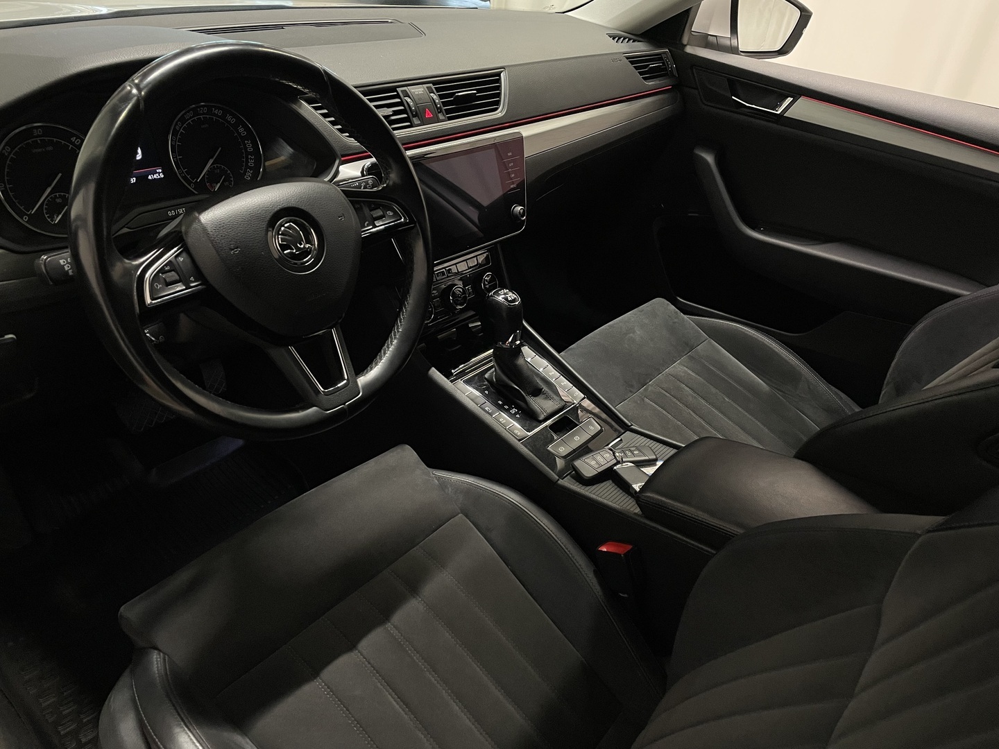 SKODA Superb 2018