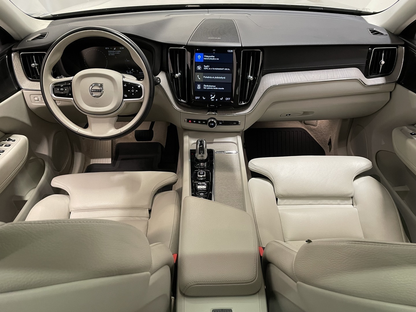 VOLVO XC60 2019