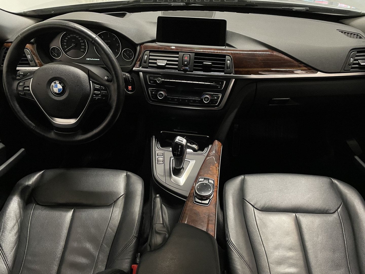 BMW 320 Gran Turismo 2014