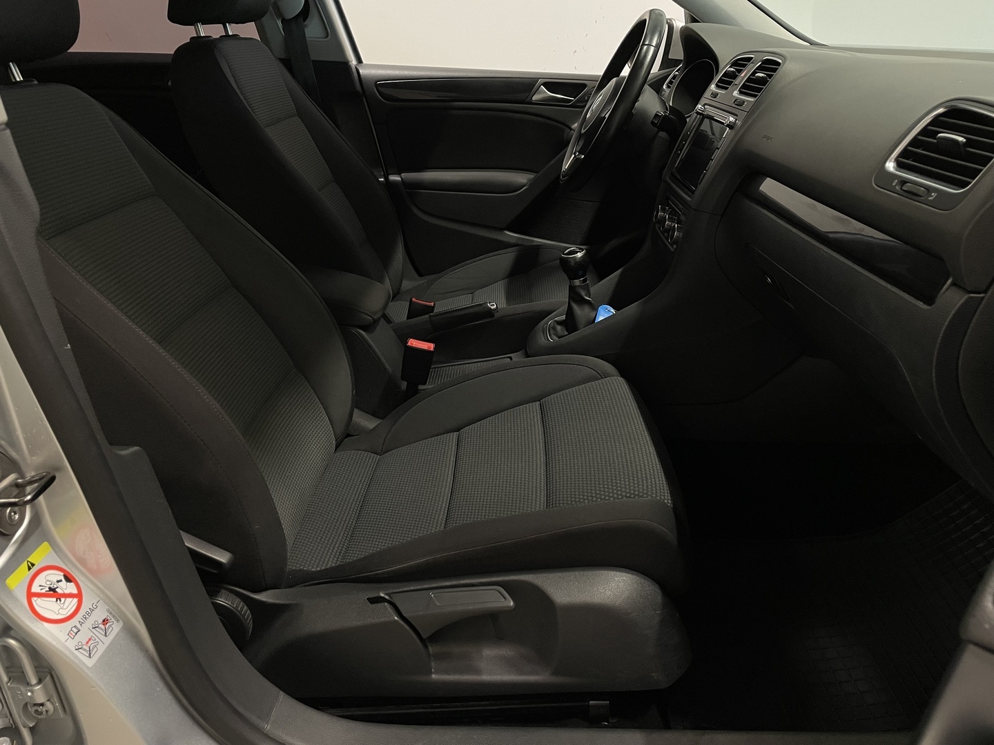 VOLKSWAGEN Golf 2010