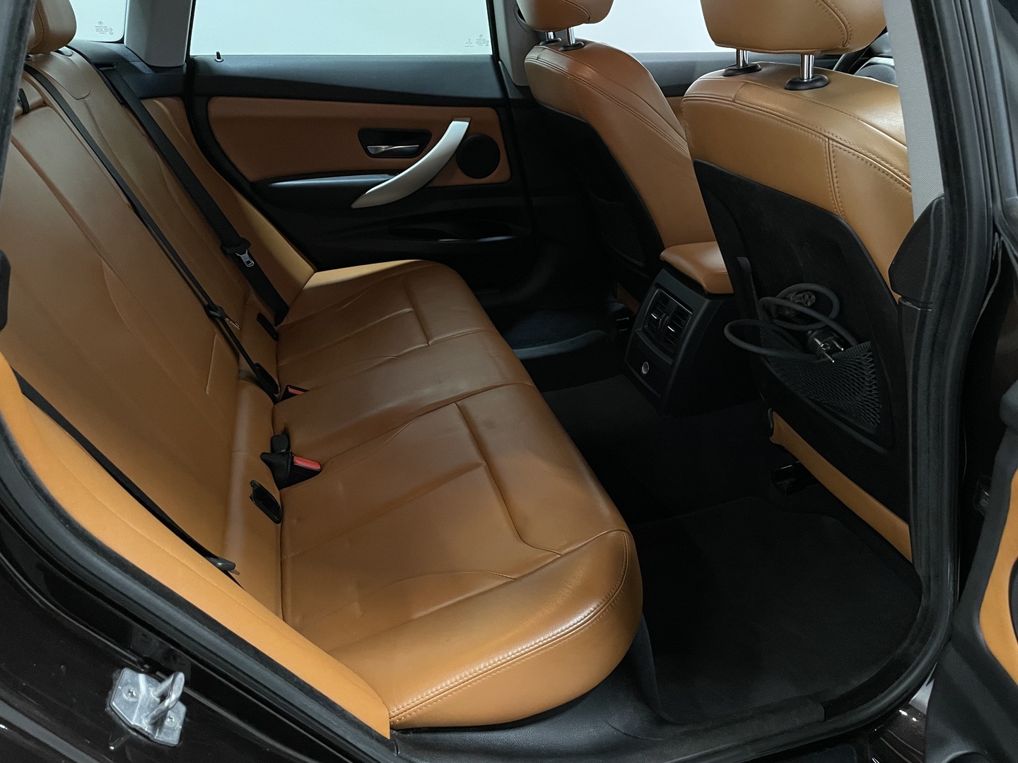 BMW 320 Gran Turismo 2016