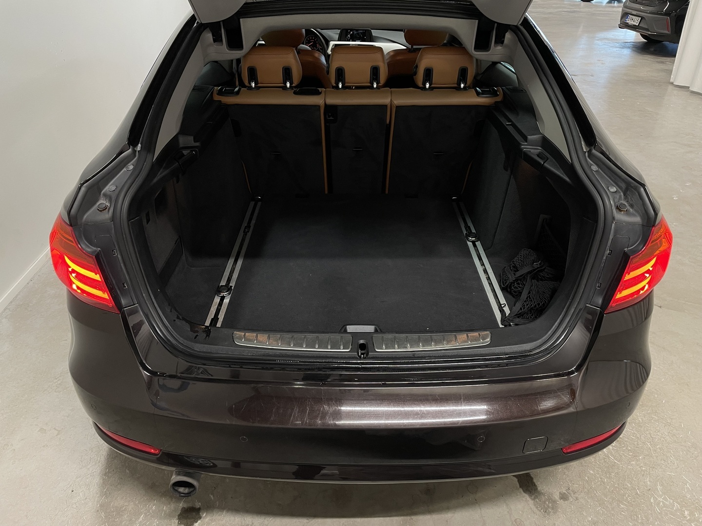 BMW 320 Gran Turismo 2016