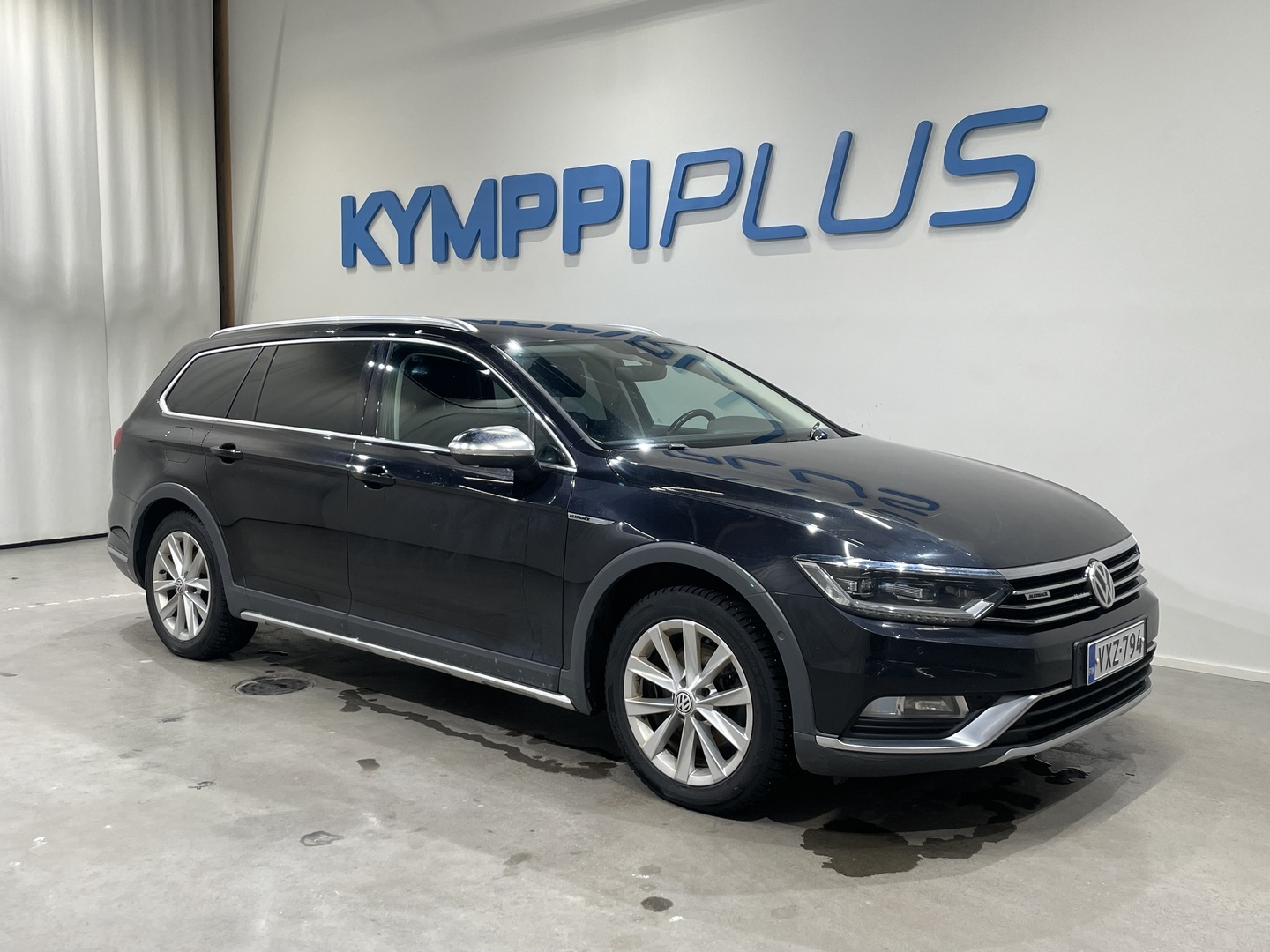 VOLKSWAGEN Passat 2016