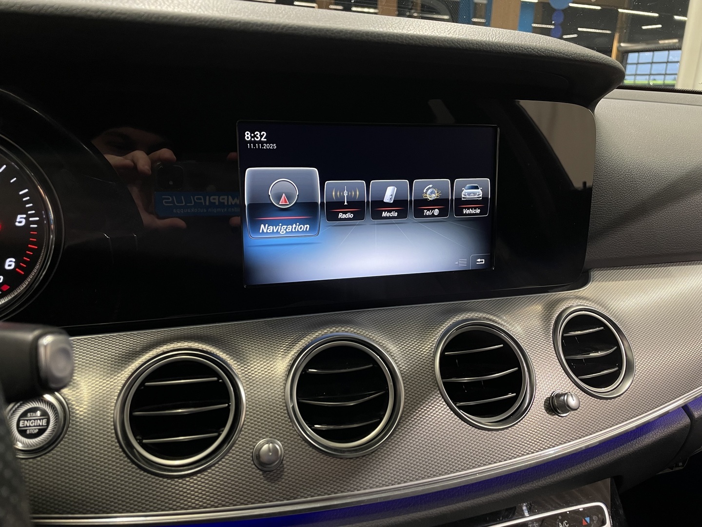 MERCEDES-BENZ E 2016