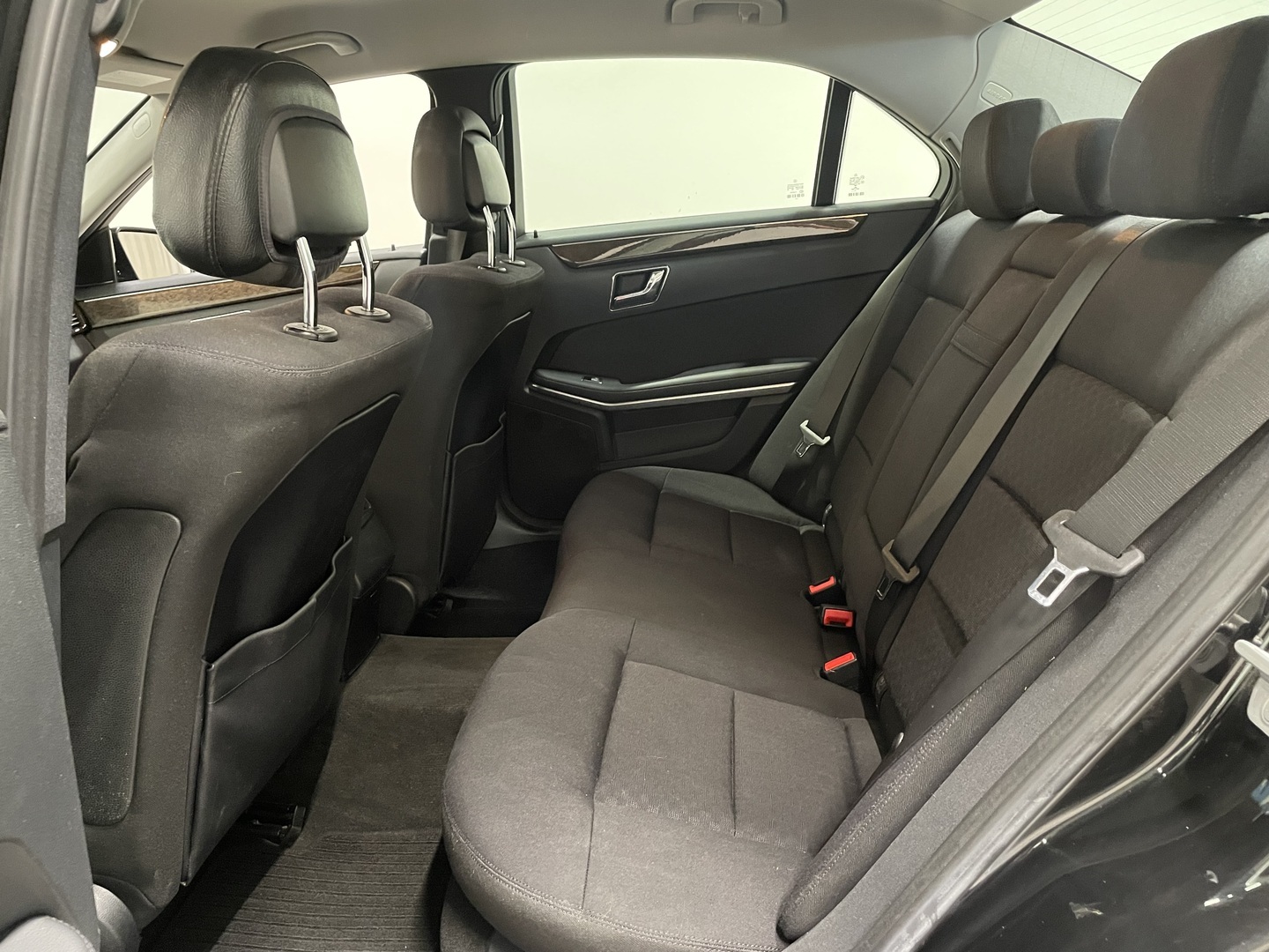 MERCEDES-BENZ E 2010