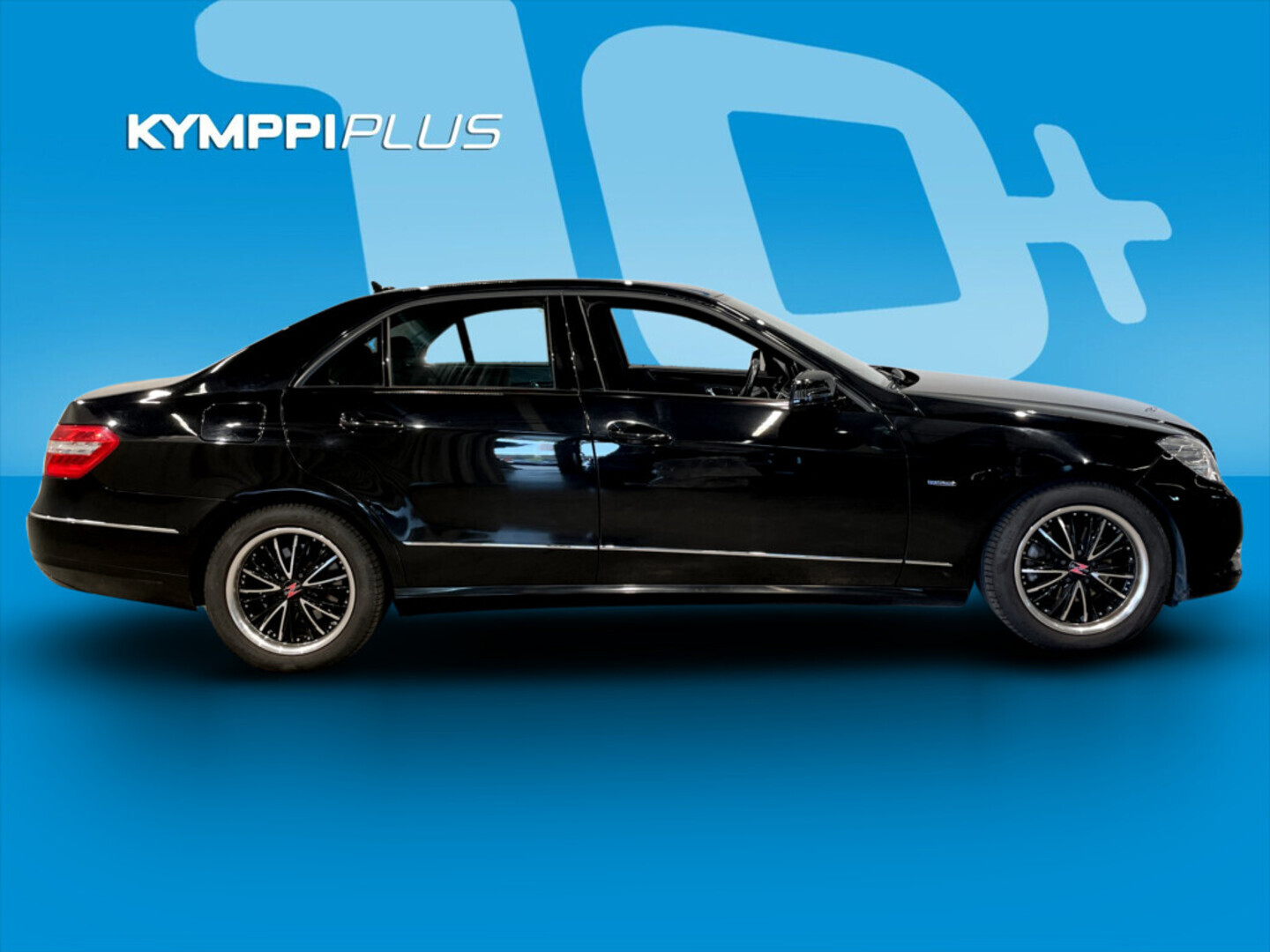 MERCEDES-BENZ E 2010