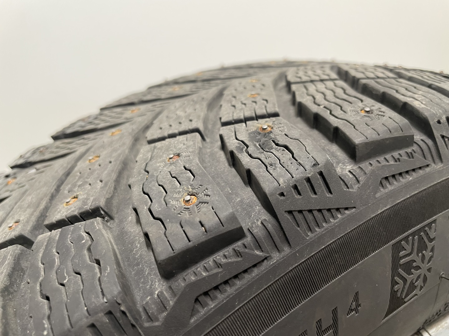 MERCEDES-BENZ E 2010