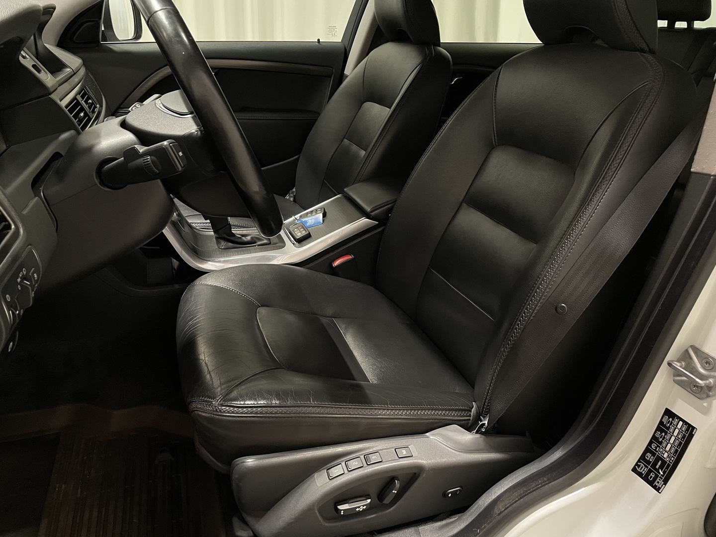 VOLVO XC70 2016