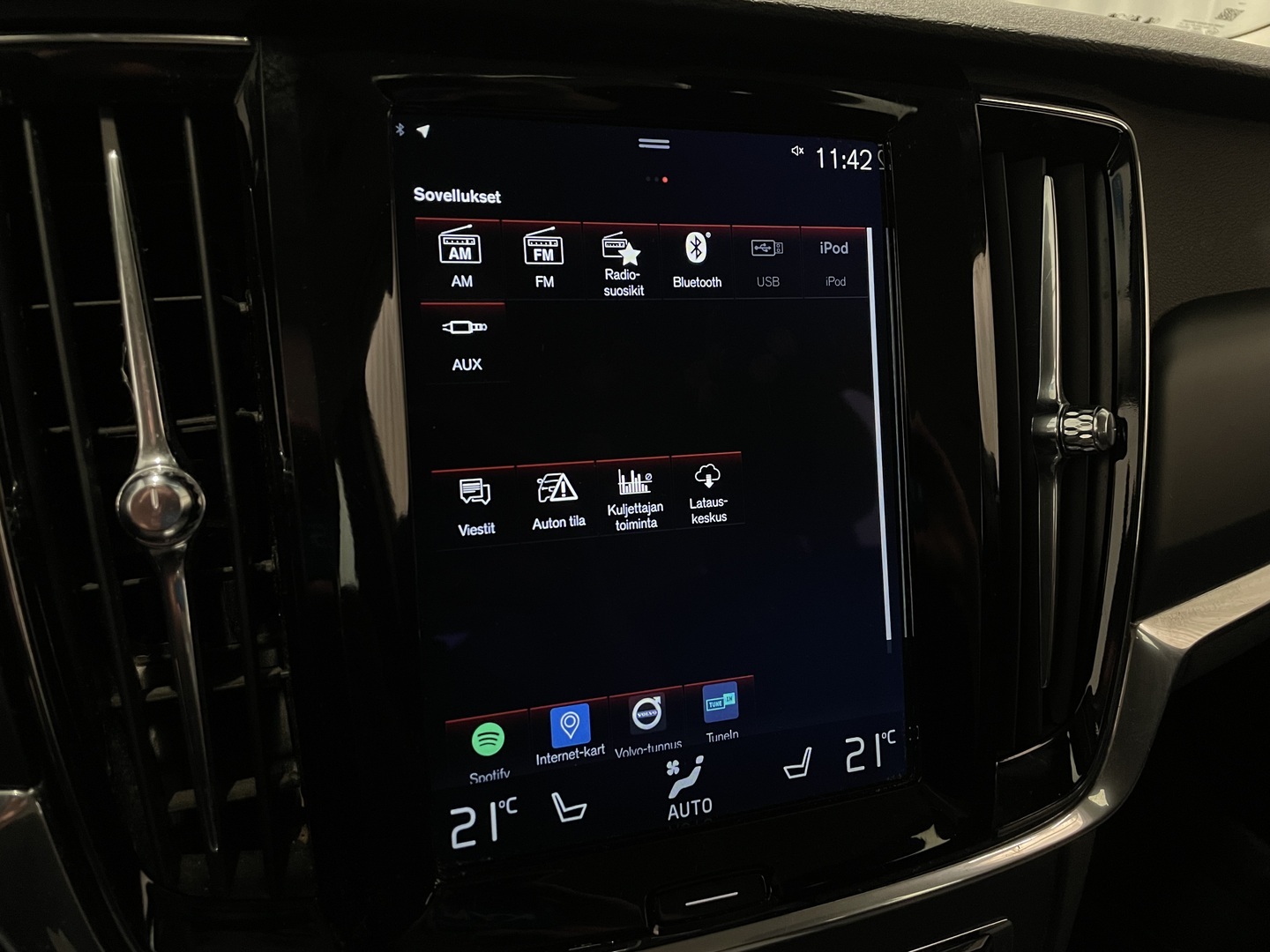 VOLVO V90 2017