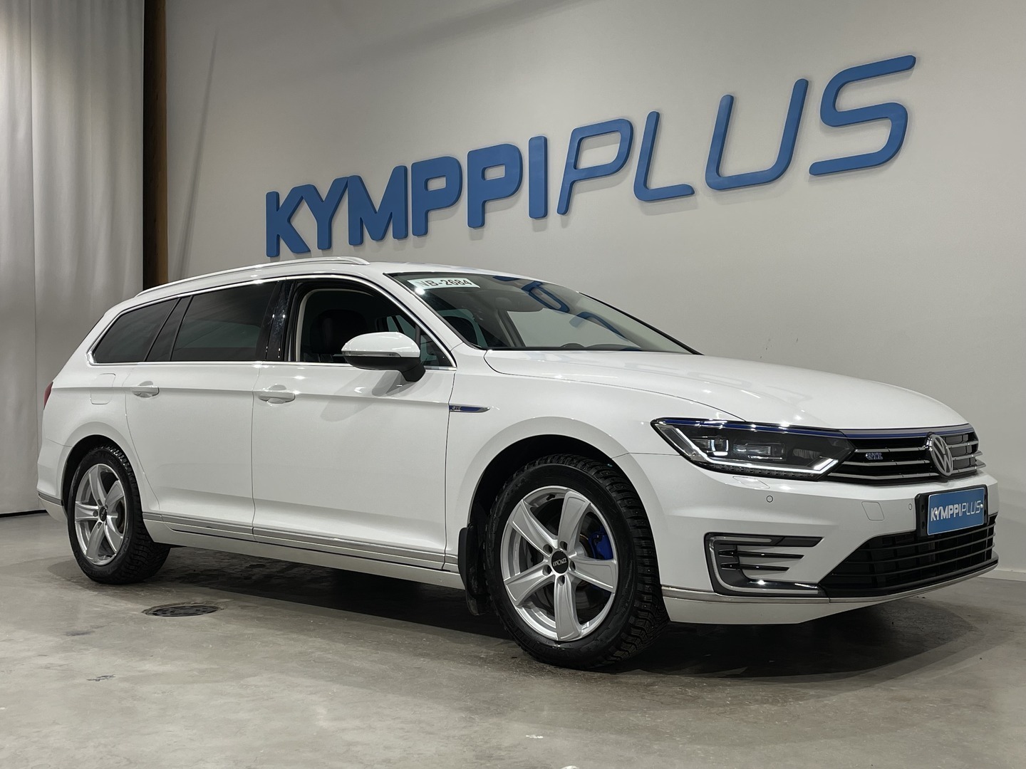 VOLKSWAGEN Passat 2018