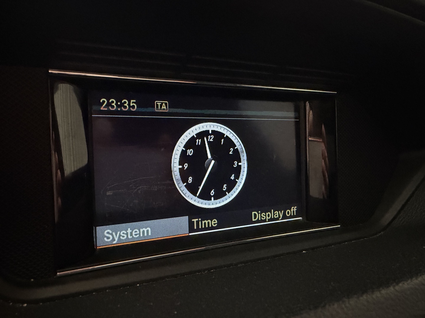 MERCEDES-BENZ E 2009
