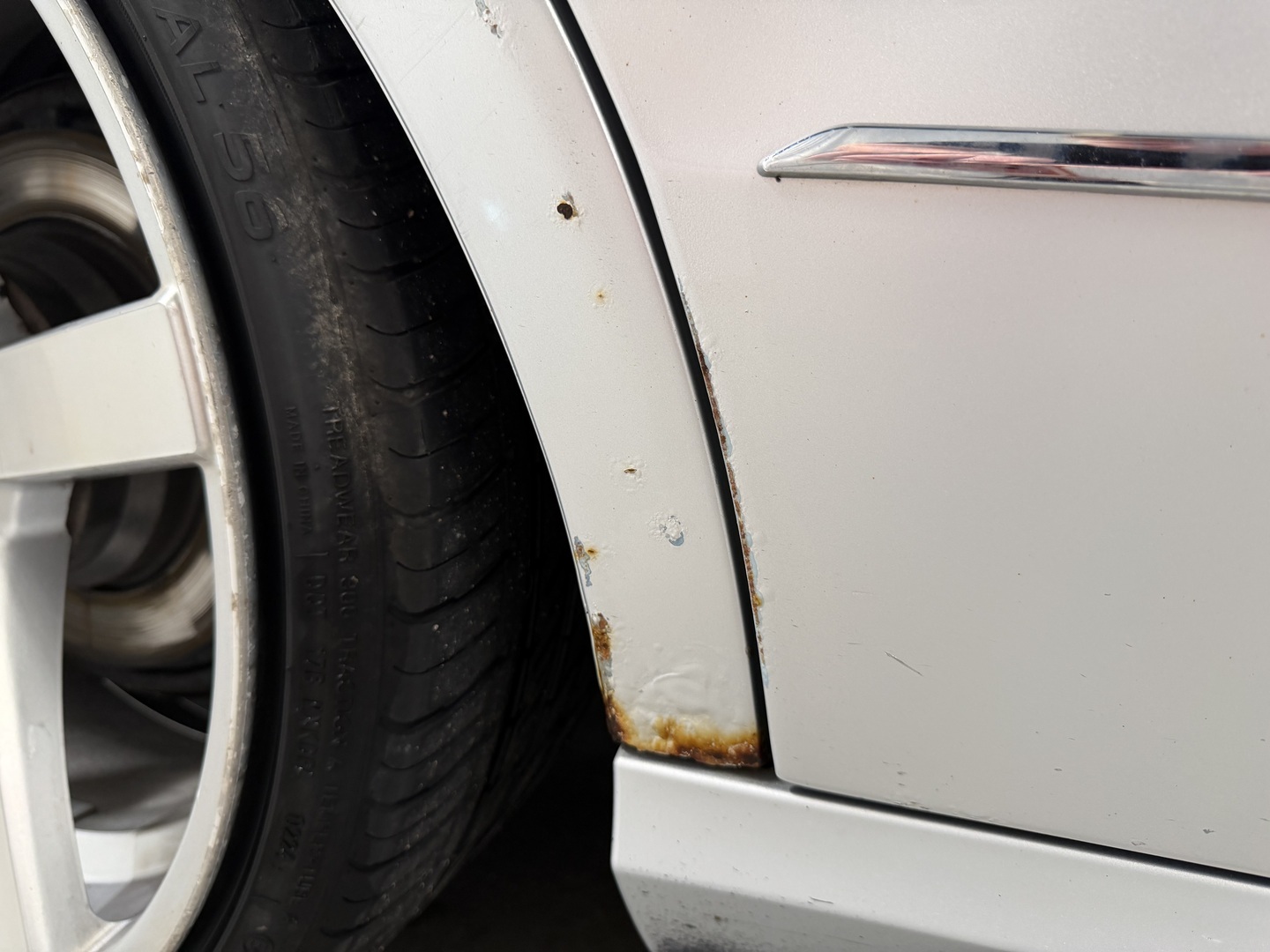 MERCEDES-BENZ E 2009
