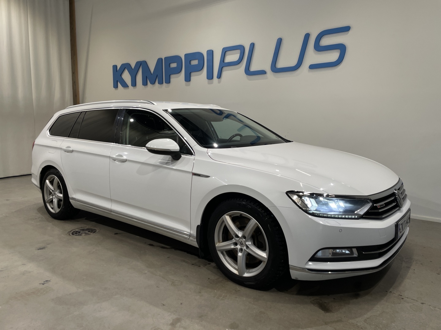 VOLKSWAGEN Passat 2016
