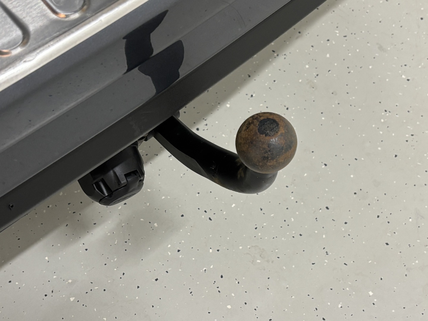 MERCEDES-BENZ E 2010