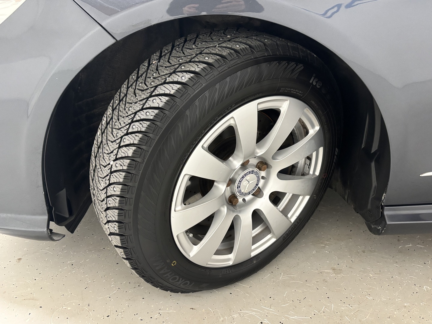 MERCEDES-BENZ E 2010