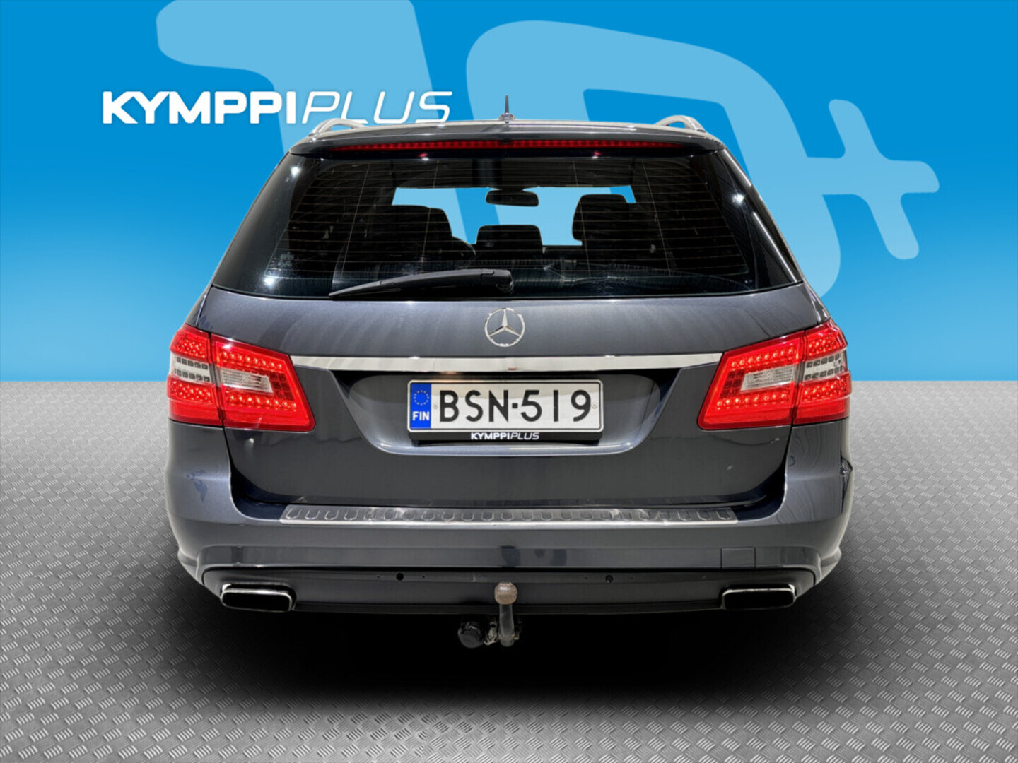 MERCEDES-BENZ E 2010