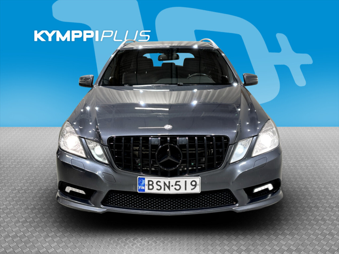 MERCEDES-BENZ E 2010