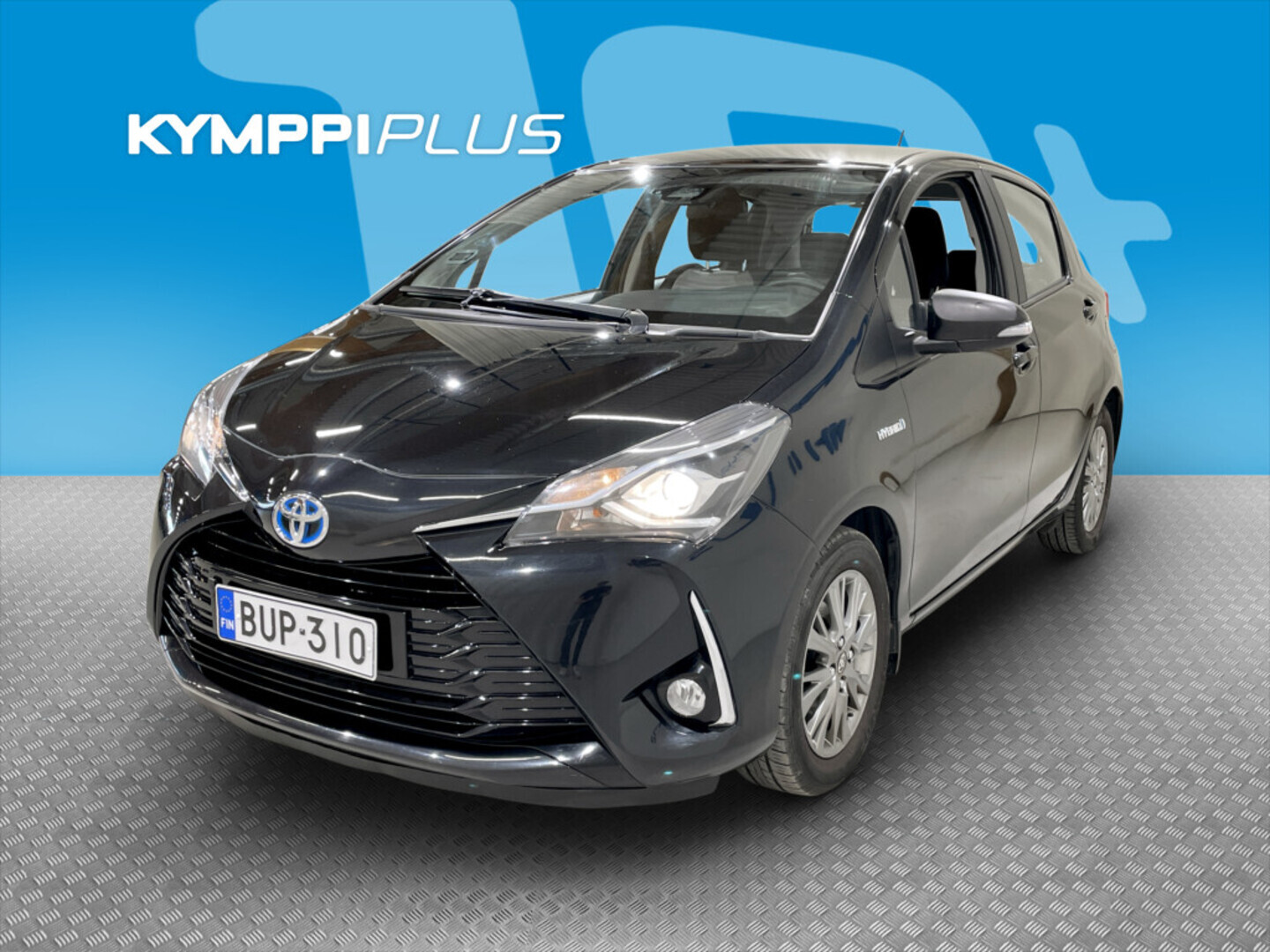TOYOTA Yaris 2017