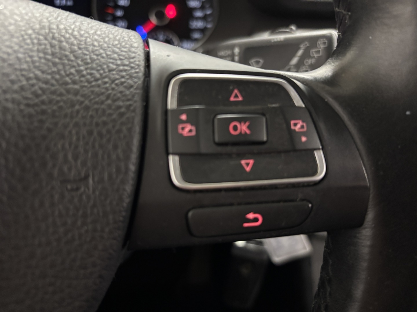VOLKSWAGEN Passat 2013