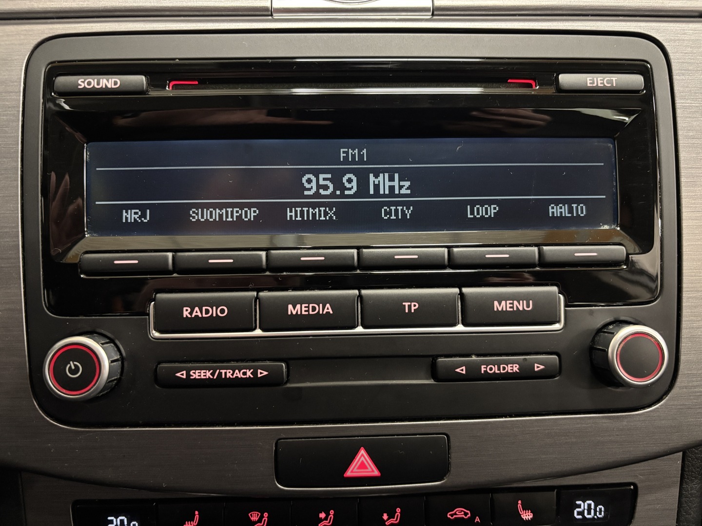 VOLKSWAGEN Passat 2013