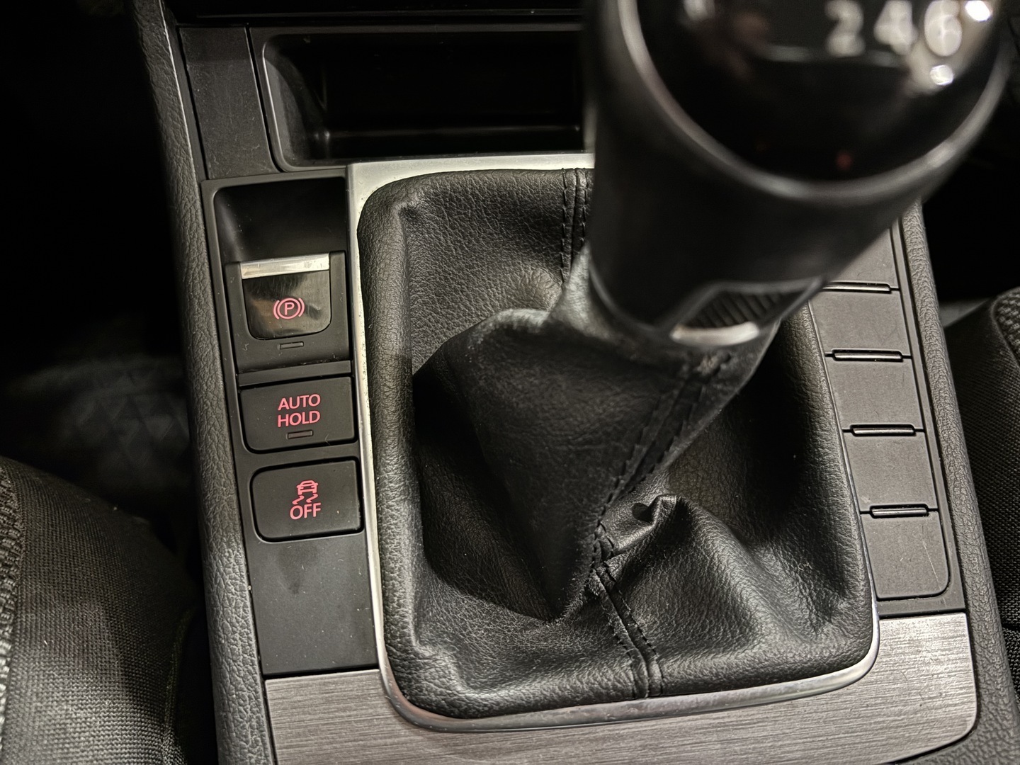 VOLKSWAGEN Passat 2013