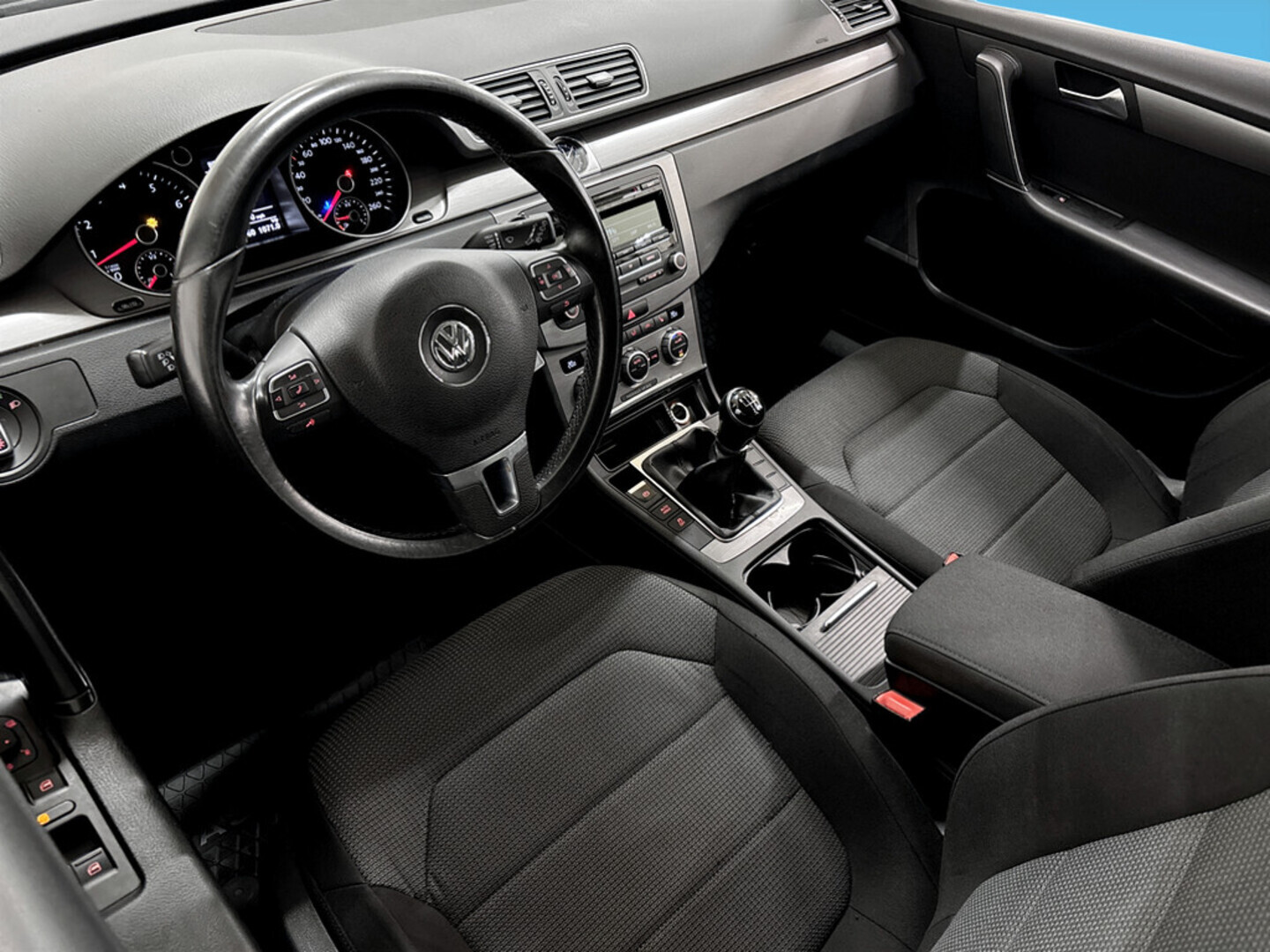 VOLKSWAGEN Passat 2013