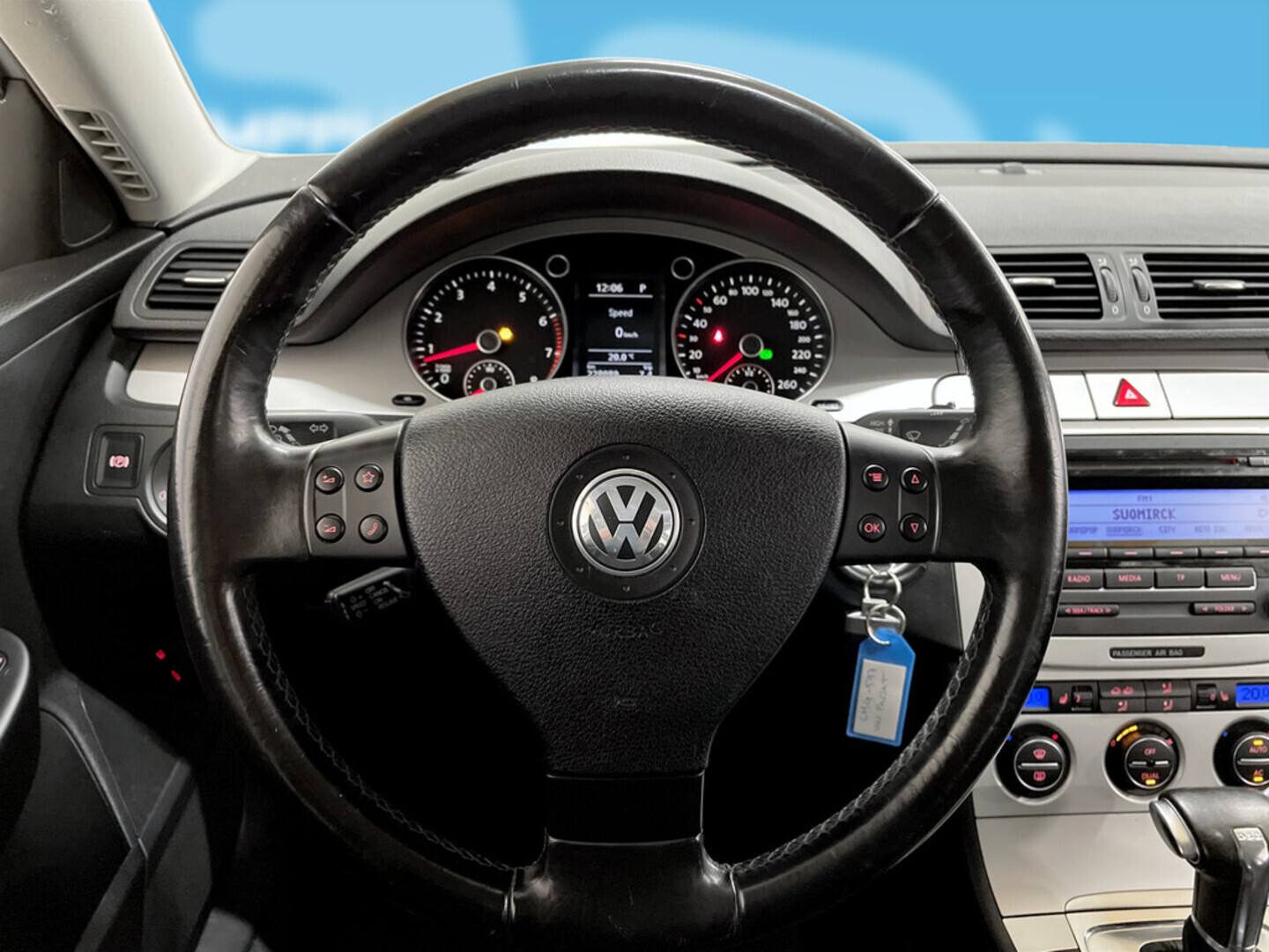 VOLKSWAGEN Passat 2009