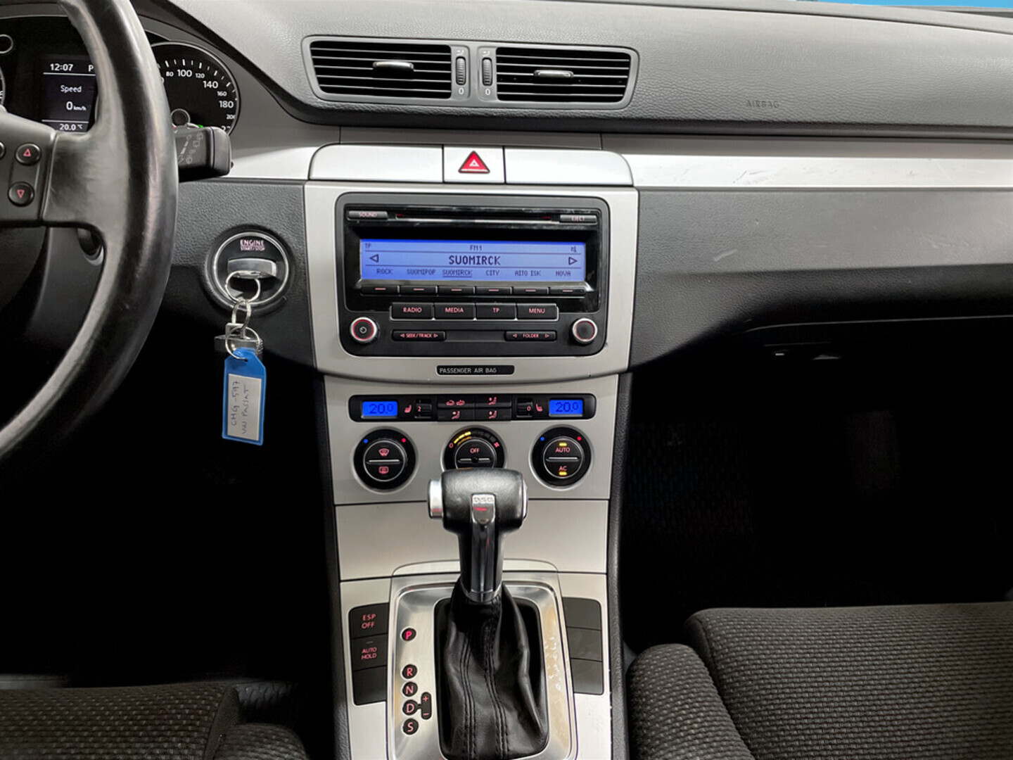 VOLKSWAGEN Passat 2009