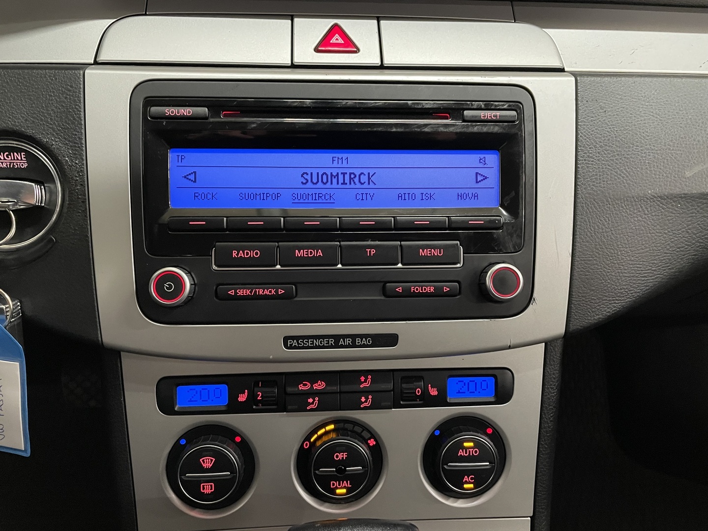 VOLKSWAGEN Passat 2009