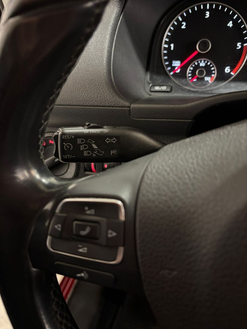 VOLKSWAGEN Caddy Maxi 2013