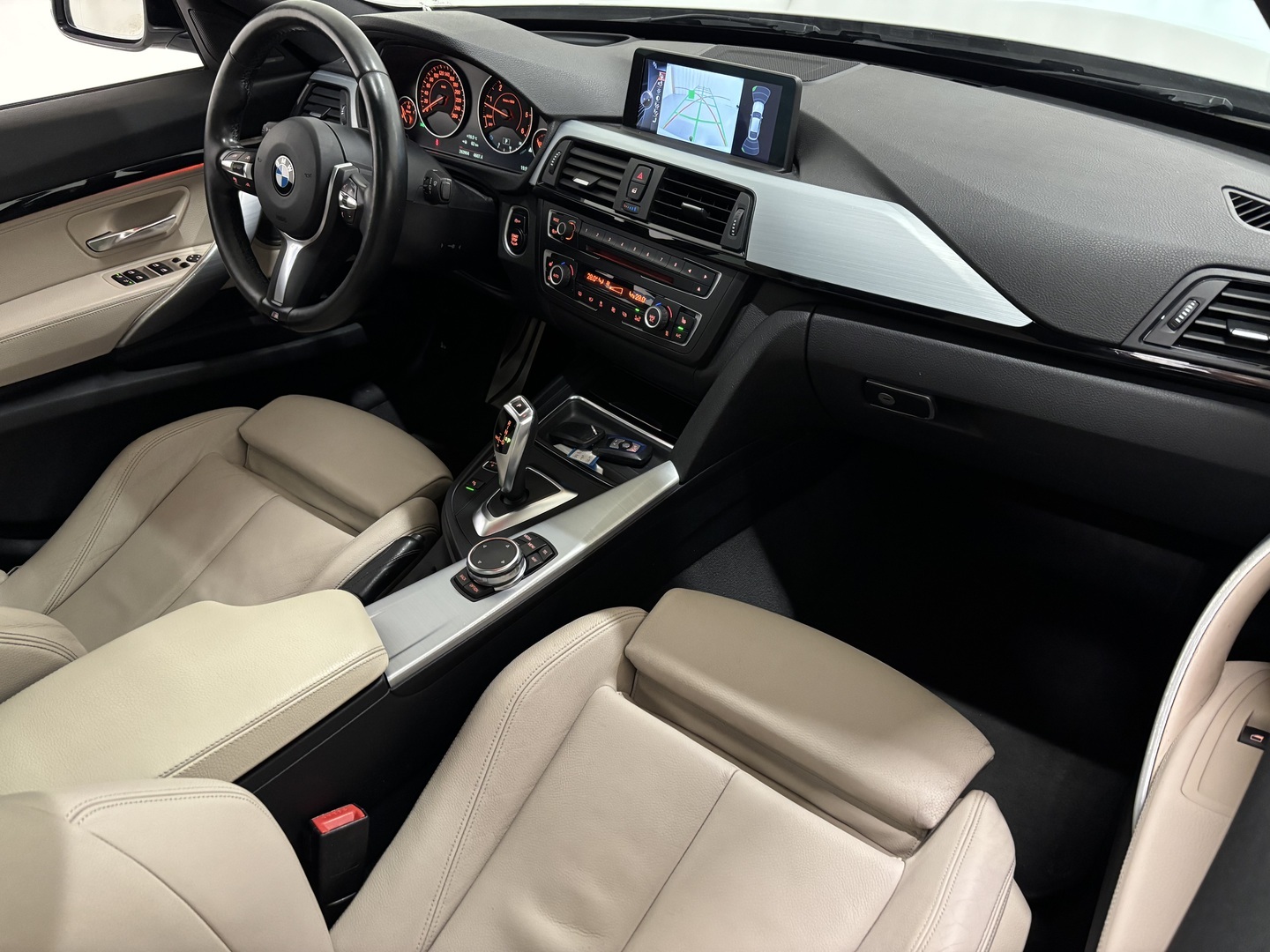 BMW 330 Gran Turismo 2014