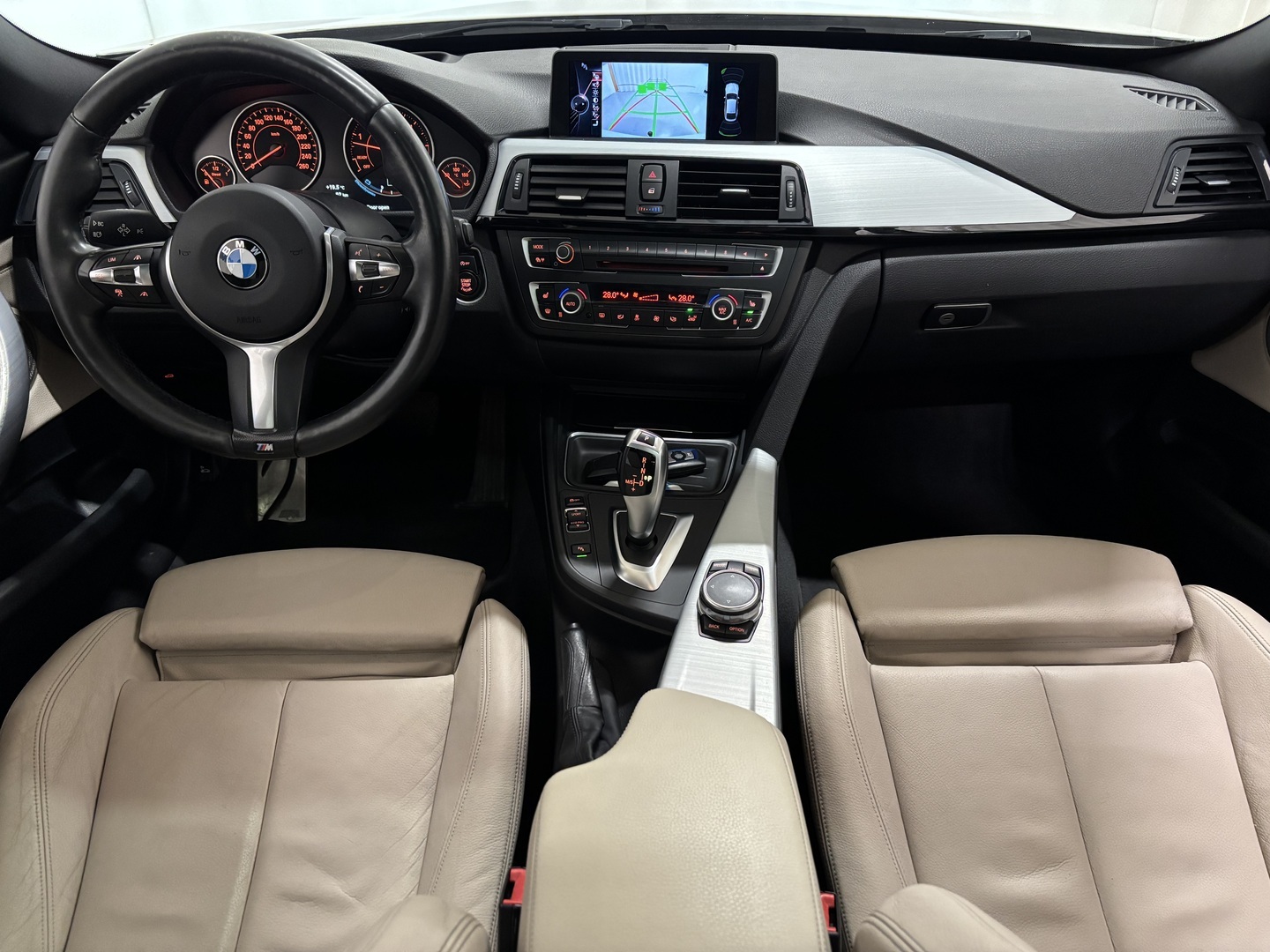 BMW 330 Gran Turismo 2014