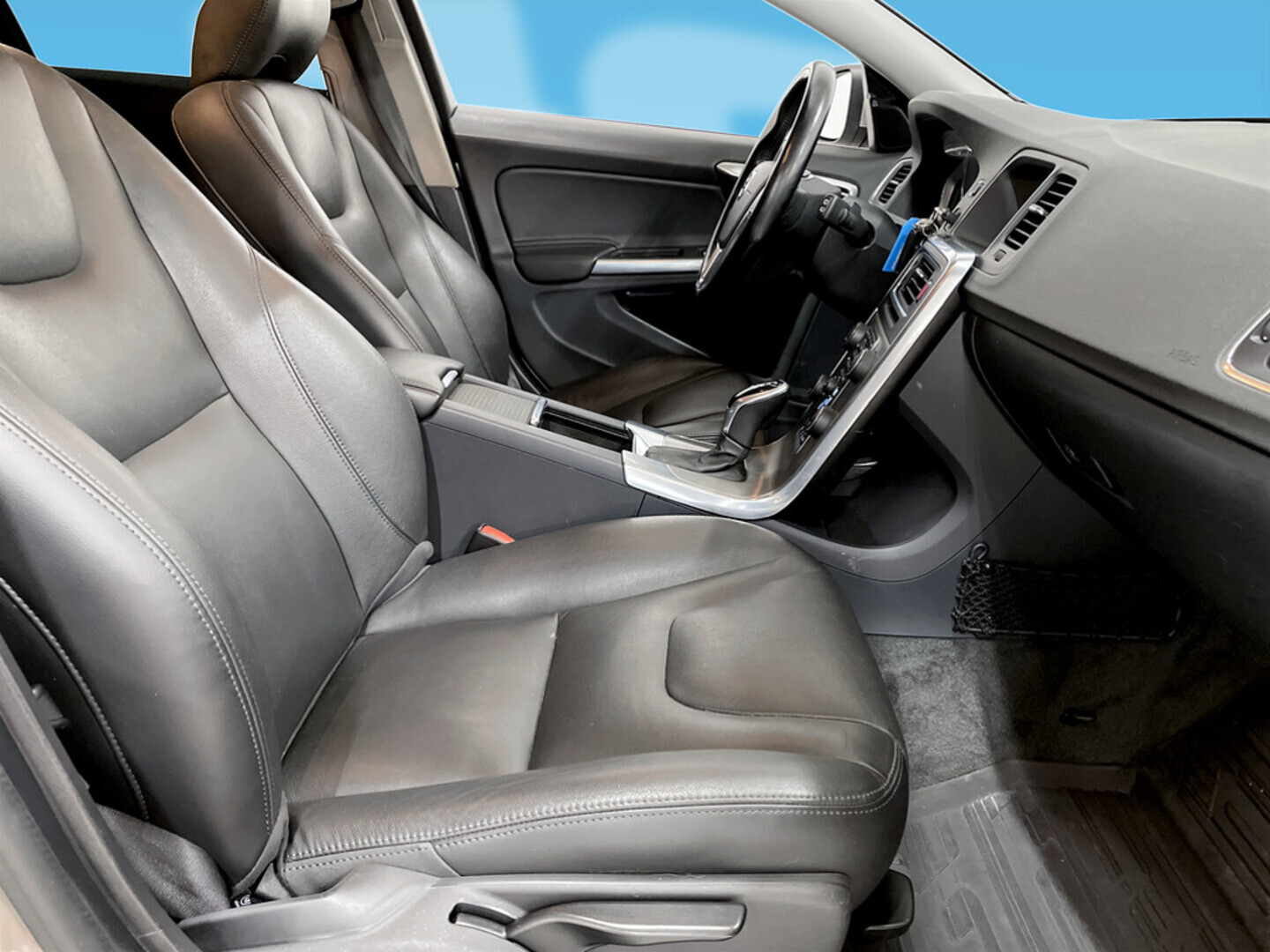 VOLVO V60 2014