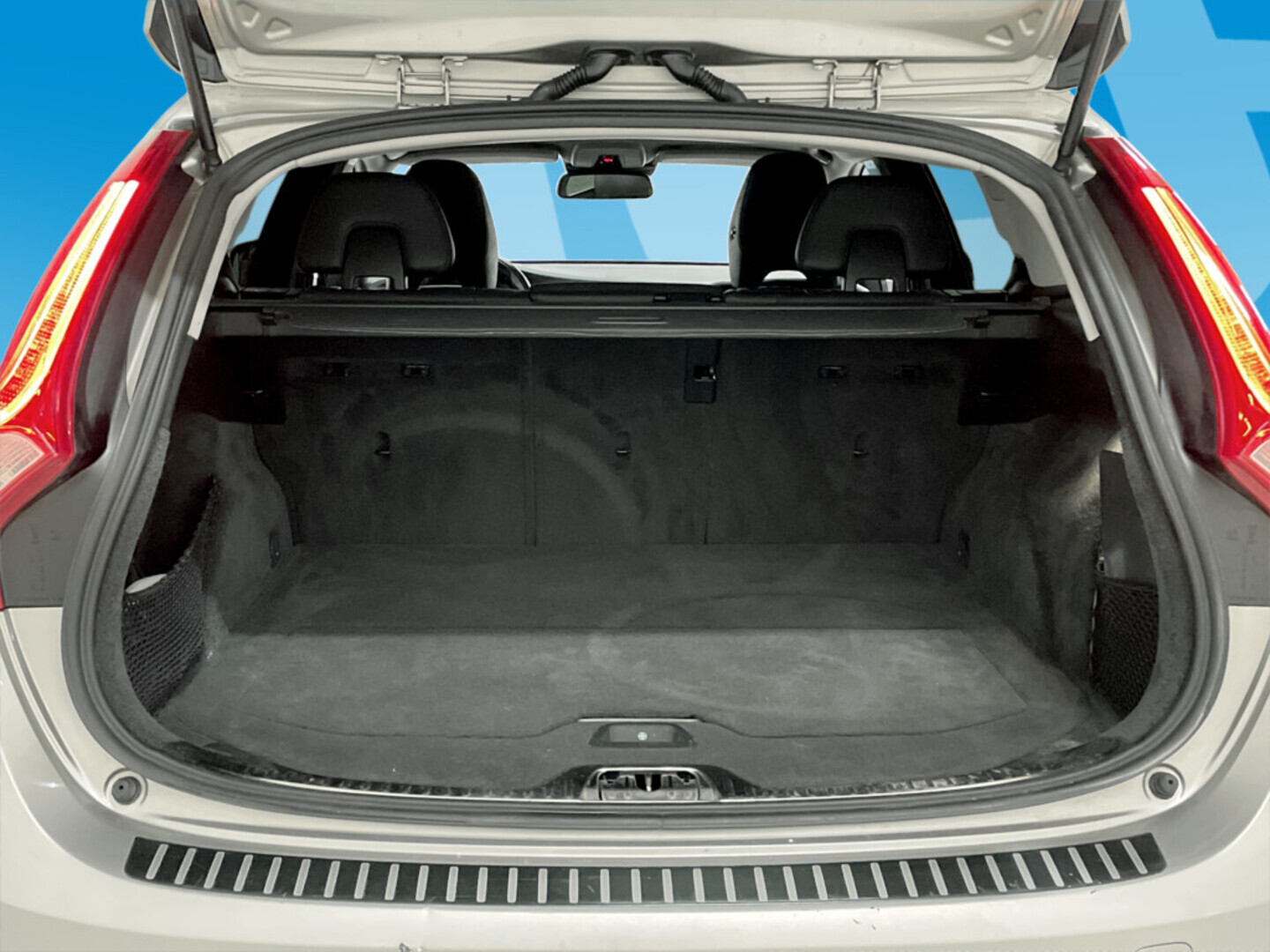 VOLVO V60 2014