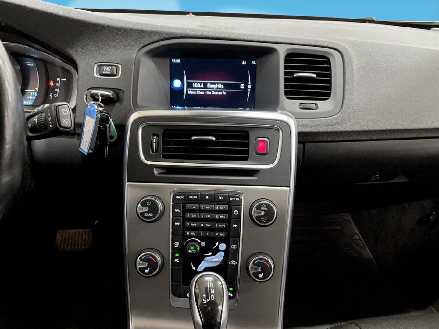 VOLVO V60 2014