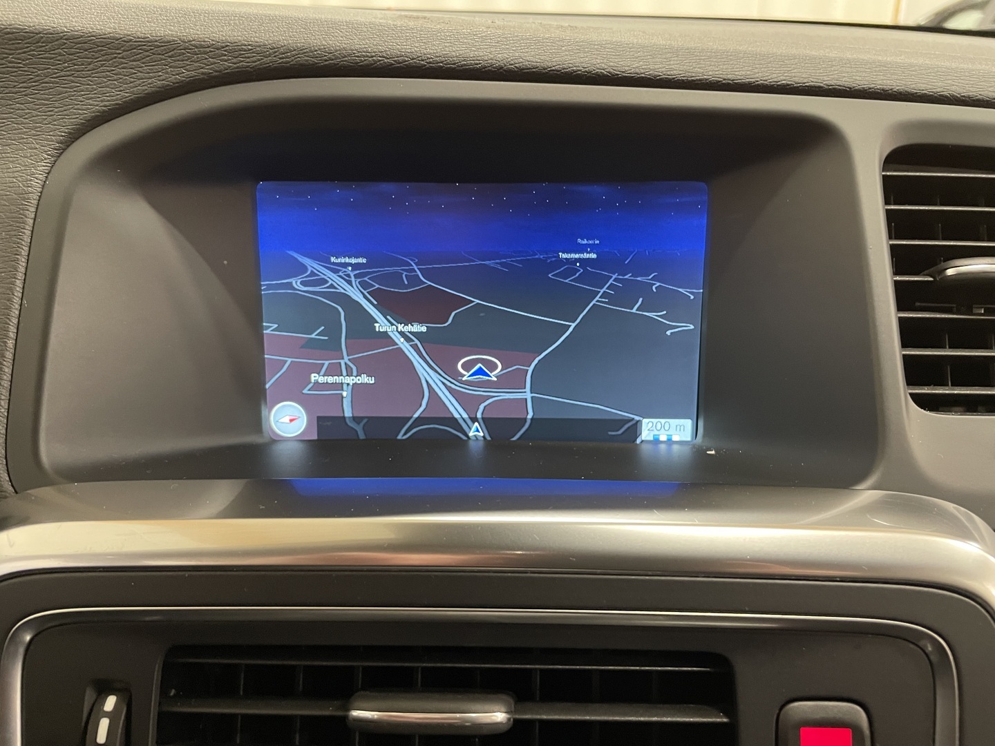VOLVO V60 2014